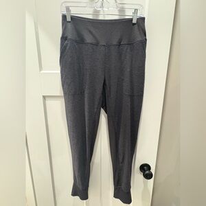 MT Women's Charcoal Leggings